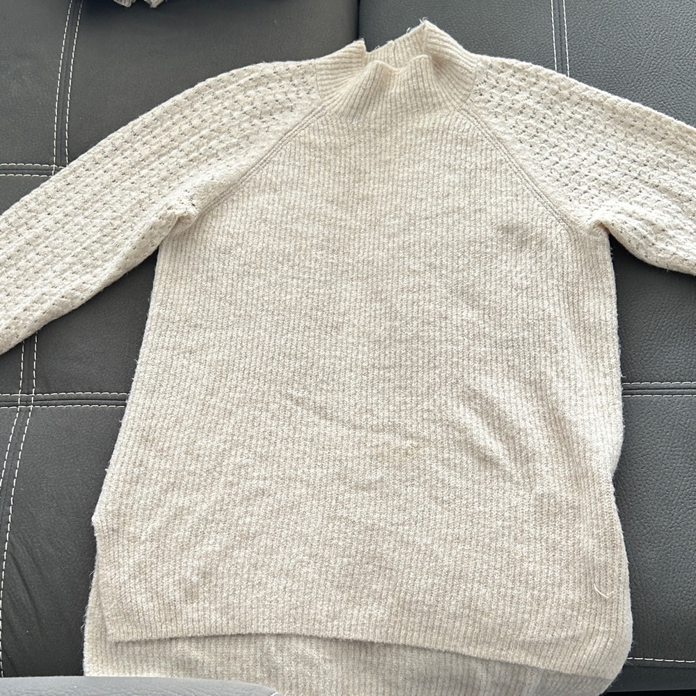 RW&CO. Textured Cream Turtleneck Sweater